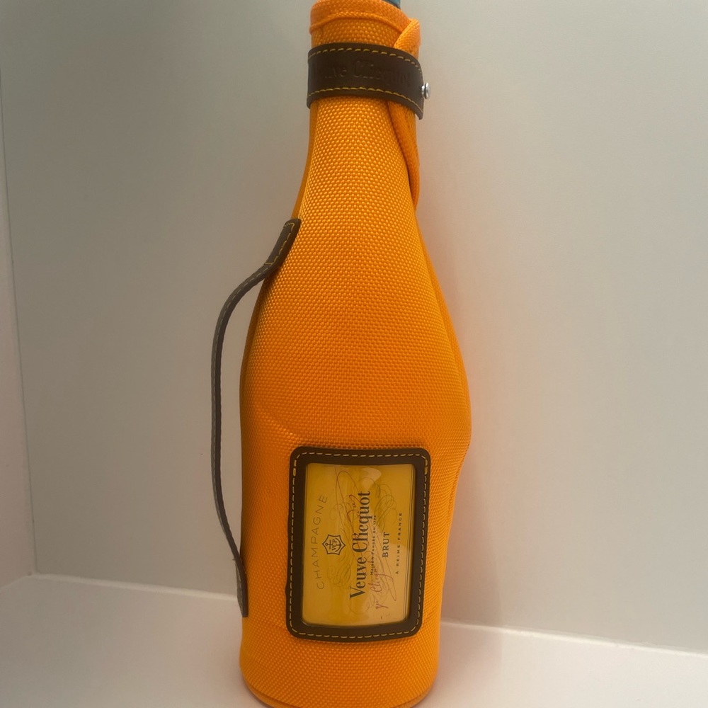 Brand New Veuve Clicquot Cozie for 750ml Bottle